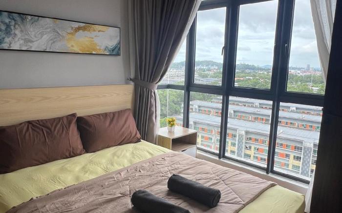 K Avenue 2br Family Room Near KK Airport CITY VIEW