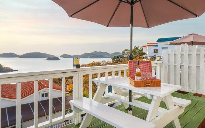 Yeosu Grace Family Pension