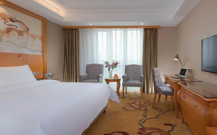 Vienna Internationnal Hotel NanchangHonggutan Xuefu Avenue