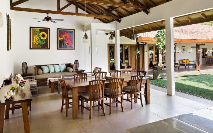 Harny's Garden Villa