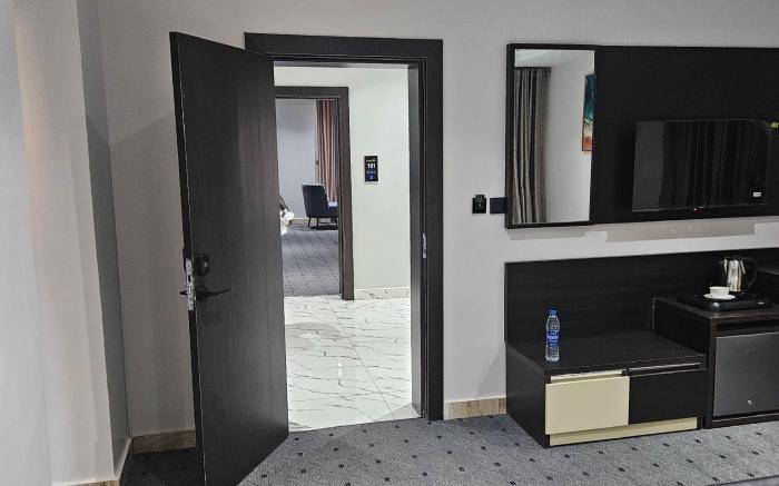  Super Superior Room