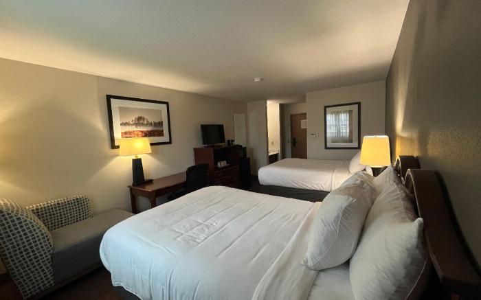 Harbor Winds Hotel
