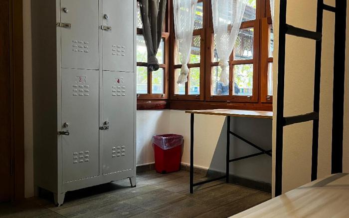Kuyu Beergarden Hostel