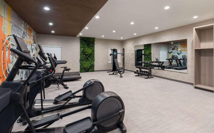 La Quinta Inn & Suites by Wyndham DeSoto