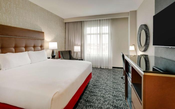 Drury Plaza Hotel Cincinnati Florence