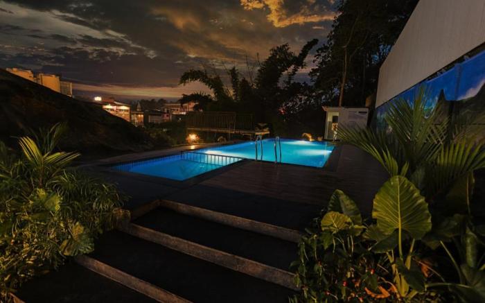 Holidays Garden Resort