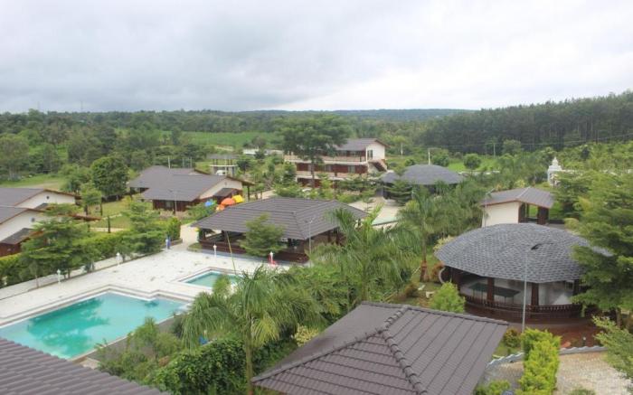 VIntage Village Resort by PnT