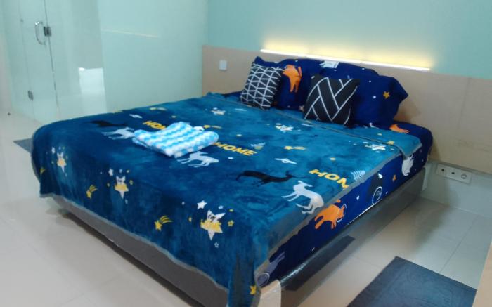 The Square - King Suite  Apartemen Service NetFlix