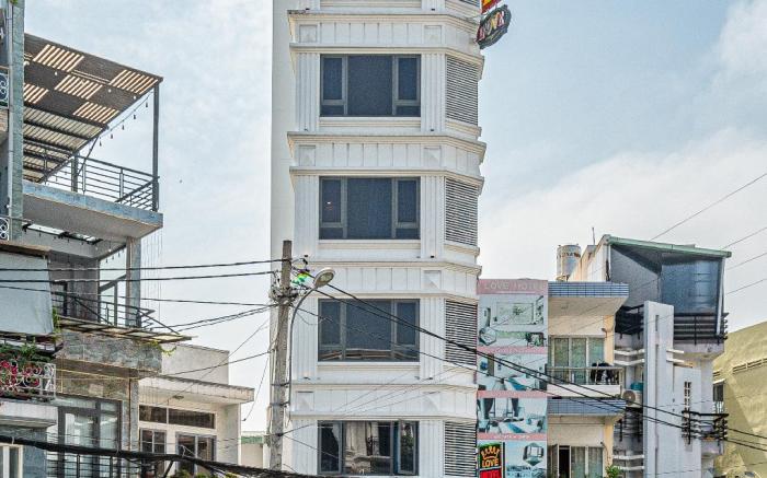 Cozrum - Love Hotel Trần Thị Nghỉ