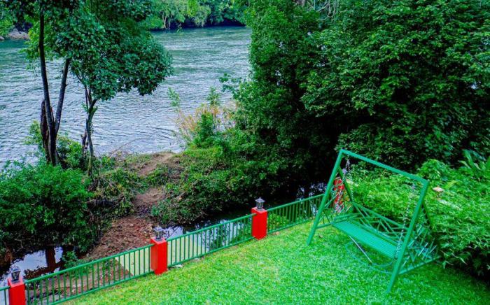Falcons Riverview Resorts 