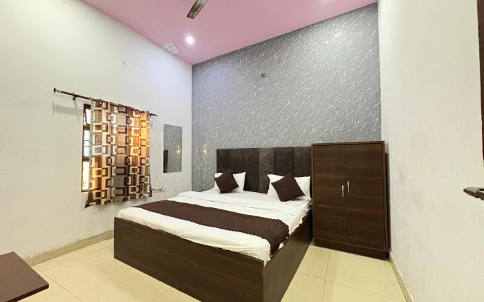The Grand Plaza Agra