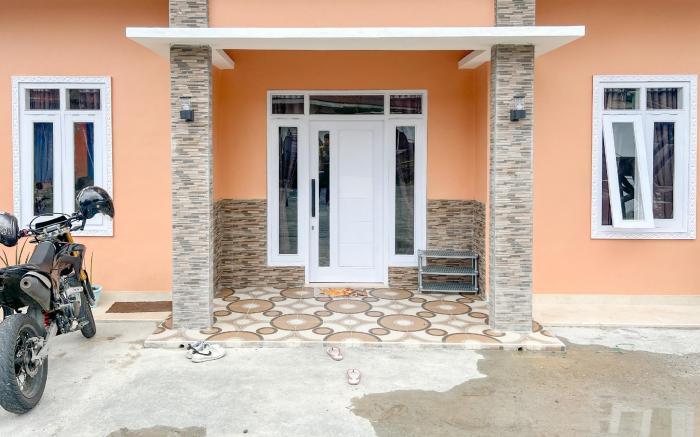 RedDoorz Syariah near Jalan Dieng 6