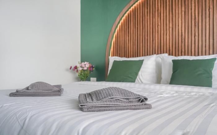 Pattaya Luxe Penthouse - Outdoor Pool & Terrace