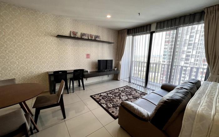 iCity 2 Bedroom Near Themepark & Mall FREE PARKING