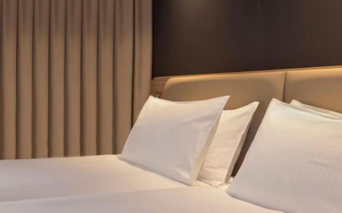 Holiday Inn Express And Suites Sion By IHG