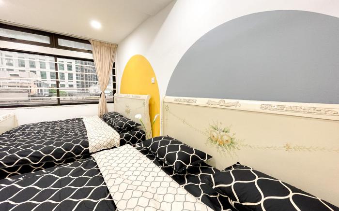 Fahrenheit 88 by Manhattan Group Signature