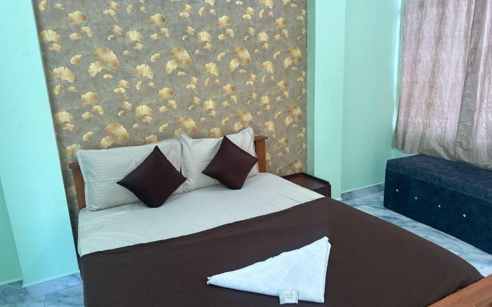 Mayura Residency