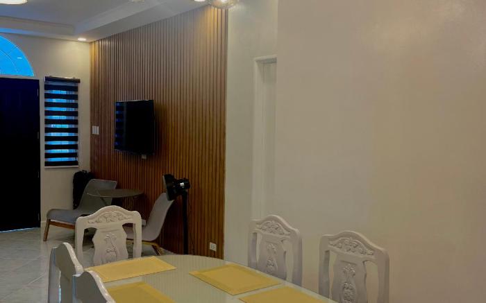 4BR Tagaytay House Staycation near Sky Ranch