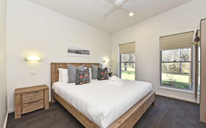 Ironbark Hill Spa Bath Villa 4 - Novato