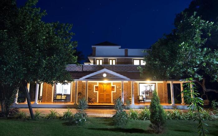 Vasantha Maligai Villa with Pool near Pondicherry