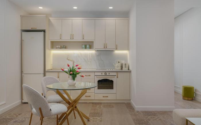 Sweet Home | Luxury modern, 1-bedroom, city centre