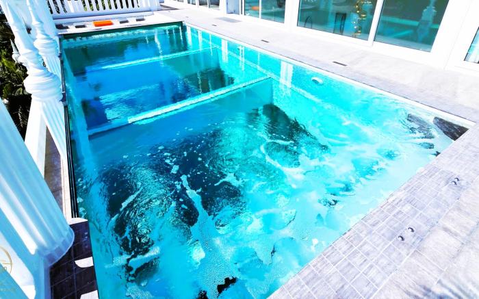 STARLAND Luxury Pool Villa Pattaya Walking Street