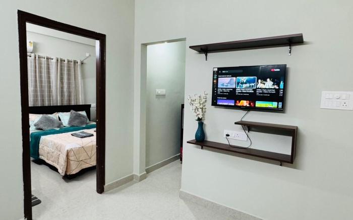 Parkview Escape: 1BHK Penthouse In Kondapur