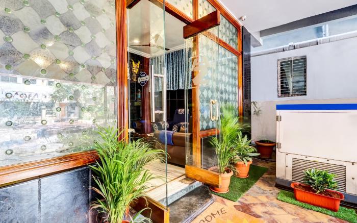 Super Hotel O Hanuman Pet Near Railway Station