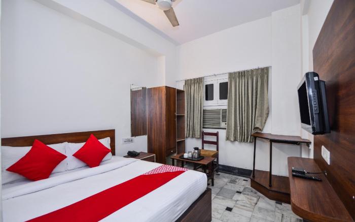 Collection O 23086 Hotel Mayur