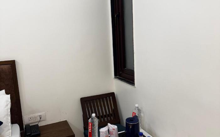 Royal Taj Twin Palace near Taj Mahal