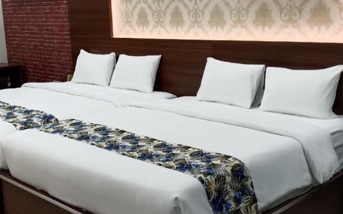 Crown Hotel Pangandaran