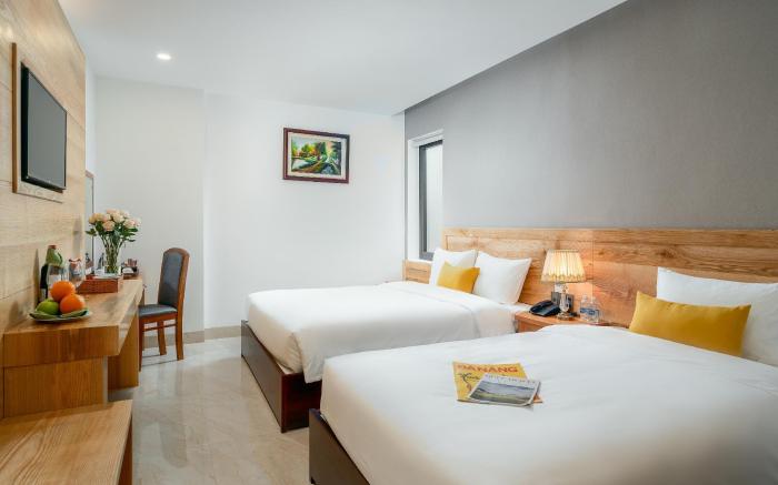 Sunny Ocean Hotel & Spa