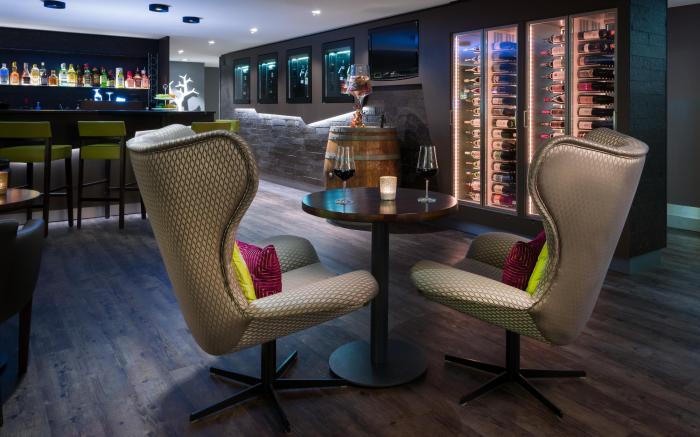 SI-SUITES