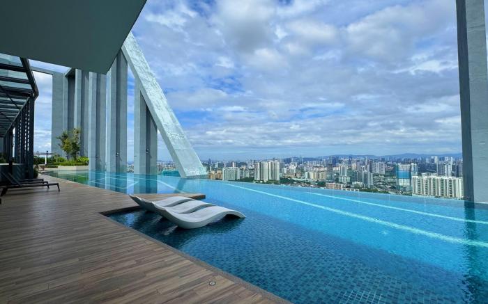 Sri Petaling 8th Stellar Fully Aircon Suite