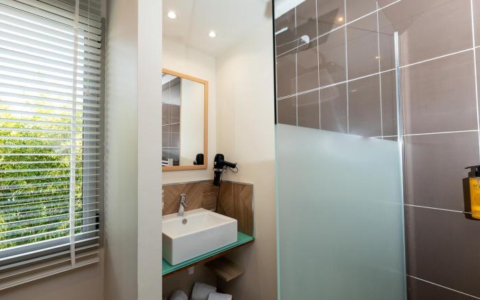 Mandara Beach Bungalow