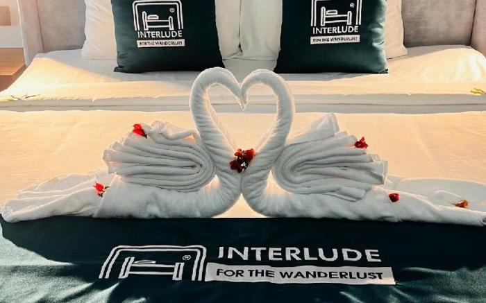 Interlude Hotel With Sunset View & Free Breakfast