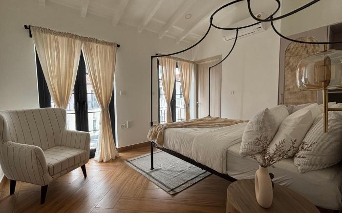 The Juliet Balcony - By Sauvage Homes