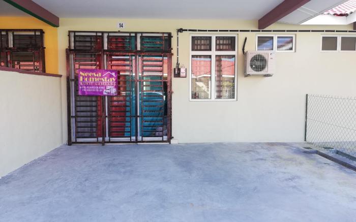 Neesa Homestay Bukit Gambang(Muslim Friendly)
