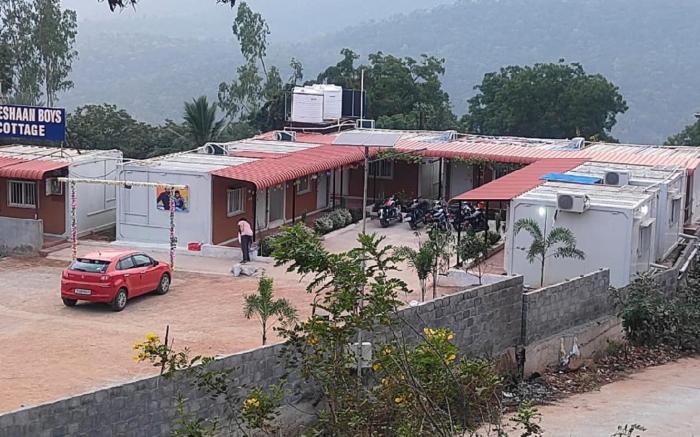 Pareshan Family Cottages