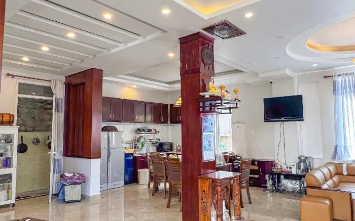 Villa Nam Hồ (Thanh Hương)