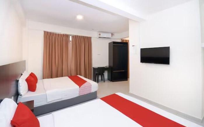 Twin Room - Located in the heart of Miri