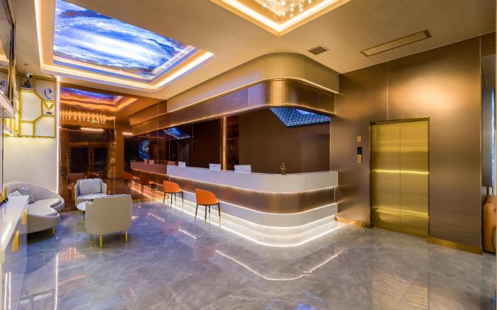 De Quan Luxury Hotel (Guomao Jintai Road Subway Station Branch)