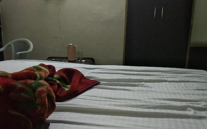 Hotel Anurag Prayagraj 