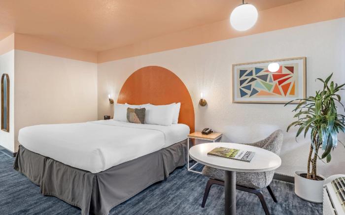 The Sandman Santa Rosa Sonoma, an Ascend Collection Hotel