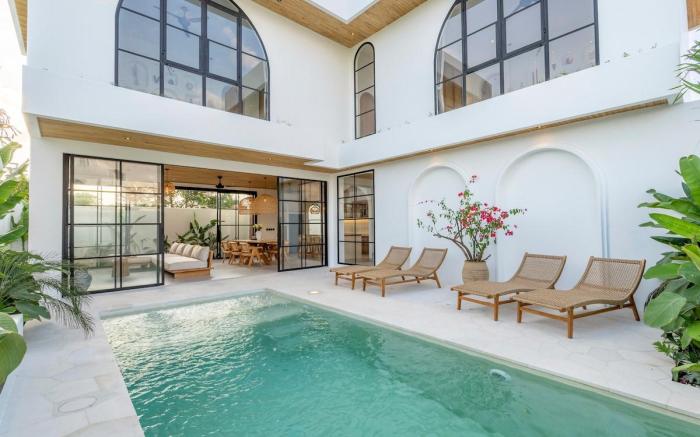 Villa Tichi - Luxury 3BR Villa with Pool Seseh