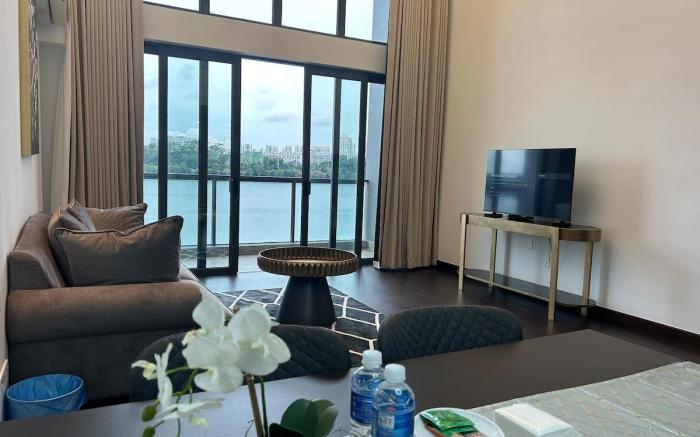 R&F Seaview Studio Loft By Wan Li Homestay