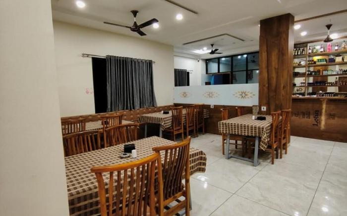Hotel sharada executive