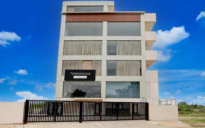 Super Townhouse Maralkunte near Shree Kateramma Temple