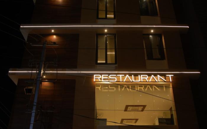 Novel Hotel