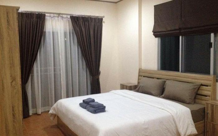 Janson's House Next to Singha Park Chiang Rai